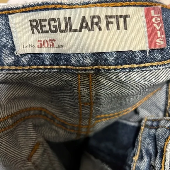 Levis 505 regular fit 36x30 - Picture 5 of 5